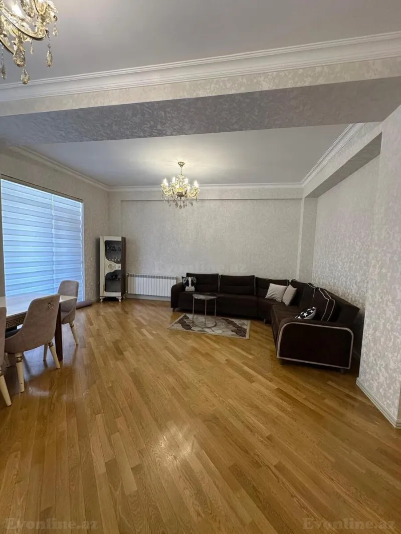 3 otaqlı Mənzil 150 m² Xətai r. Kirayə verilir