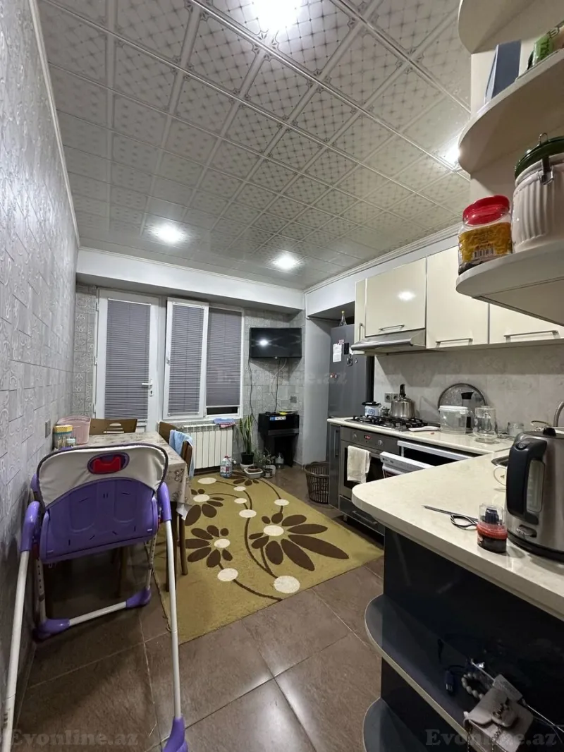 Satılır 6 otaqlı Mənzil Köhnə tikili 200 m² Elmlər Akademiyası m. - şəkil 13