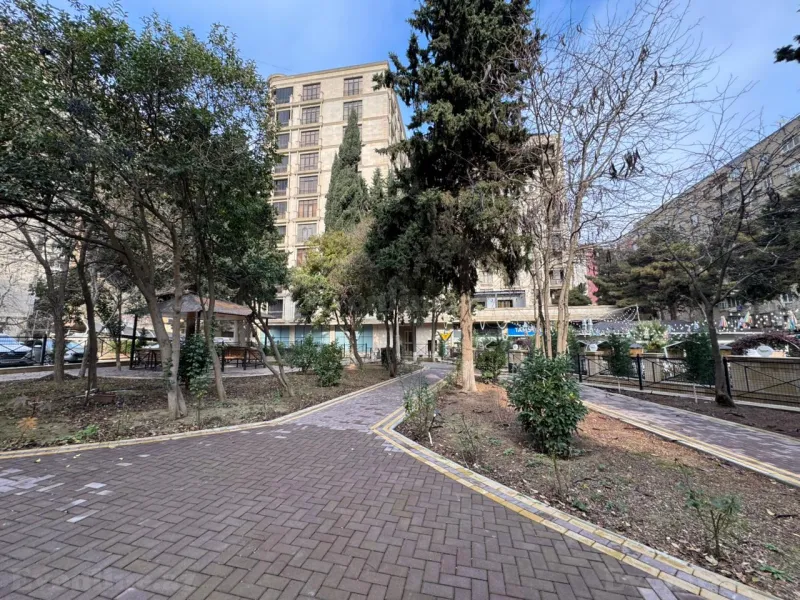 4 otaqlı Mənzil 219 m² Əhmədli Satılır