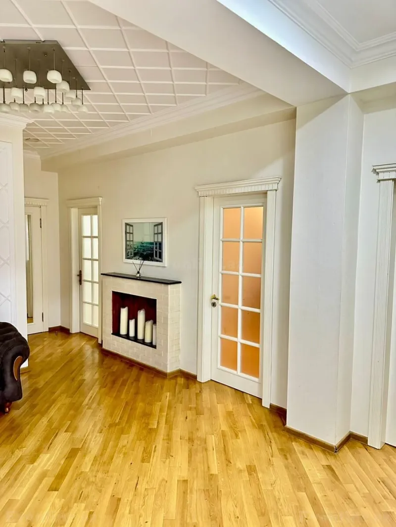 Kirayə verilir 3 otaqlı Mənzil Yeni tikili 124 m² 28 May m. - şəkil 12