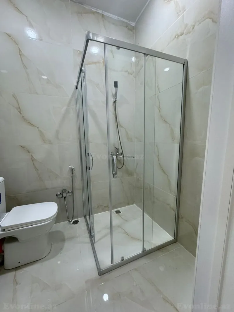 Kirayə verilir 2 otaqlı Mənzil Yeni tikili 70 m² Gənclik m. - şəkil 10