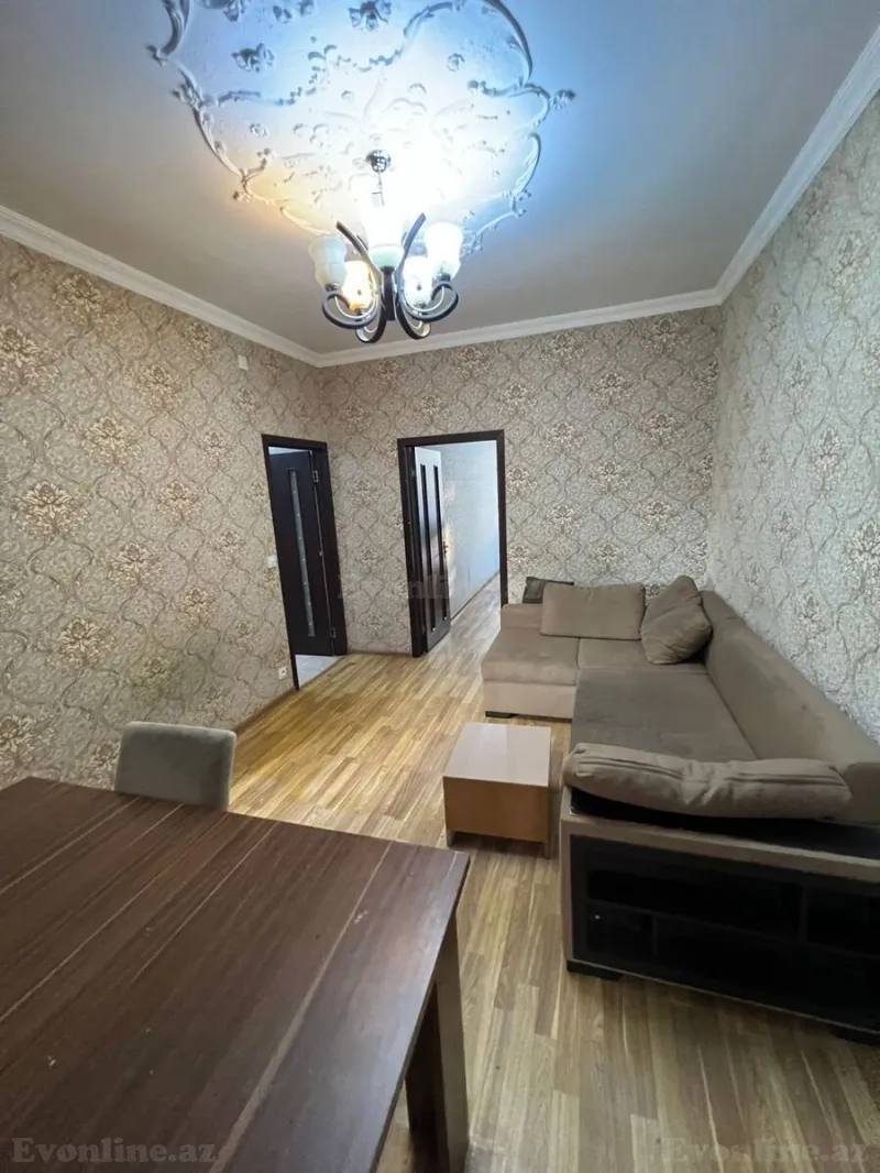 Satılır 2 otaqlı Mənzil Köhnə tikili 55 m² 4-cü mikrorayon - şəkil 3