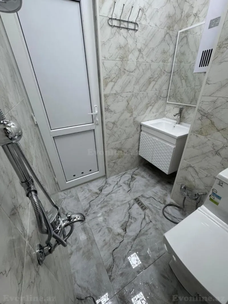 Satılır 3 otaqlı Mənzil Köhnə tikili 77 m² 5-ci mikrorayon - şəkil 9