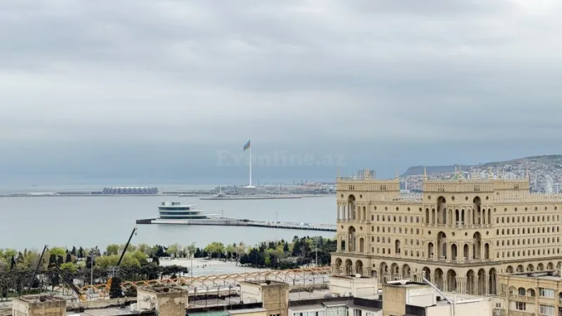 4 otaqlı Mənzil 230 m² 28 May m. Satılır