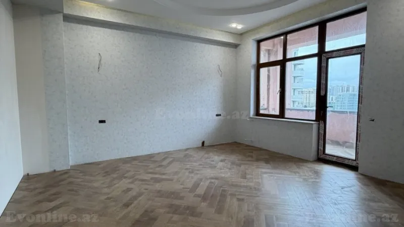 Satılır 4 otaqlı Mənzil Yeni tikili 230 m² 28 May m. - şəkil 9