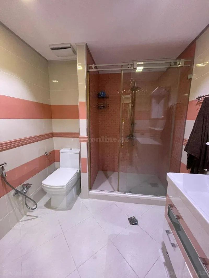 Kirayə verilir 5 otaqlı Mənzil Yeni tikili 330 m² 28 May m. - şəkil 27