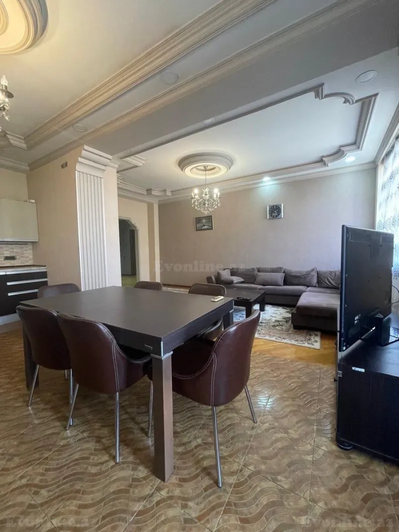 Satılır 4 otaqlı Mənzil Yeni tikili 240 m² Elmlər Akademiyası m. - şəkil 24