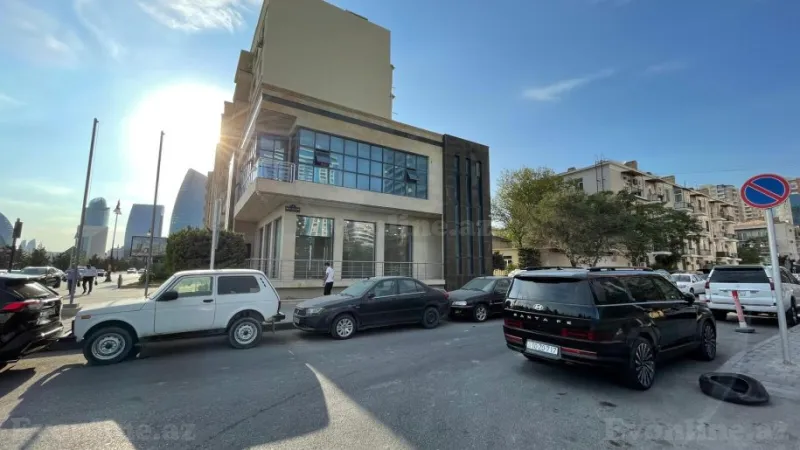Kirayə verilir Ofis 360 m² Xətai m. - şəkil 2