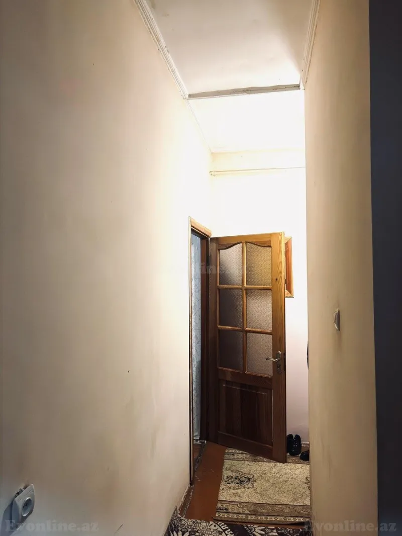 Satılır 2 otaqlı Mənzil Köhnə tikili 70 m² 28 May m. - şəkil 18