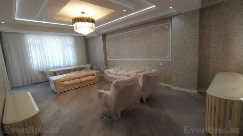 4 otaqlı Mənzil 160 m² Elmlər Akademiyası m. Satılır