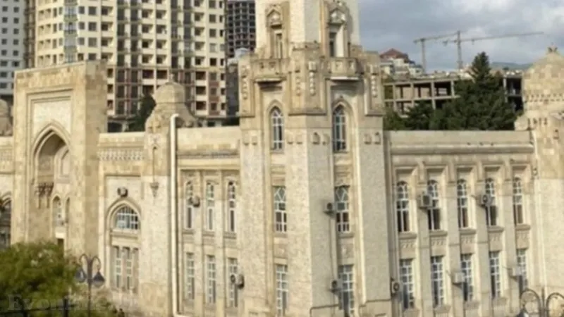 Satılır 3 otaqlı Mənzil Yeni tikili 139 m² 28 May m. - şəkil 3