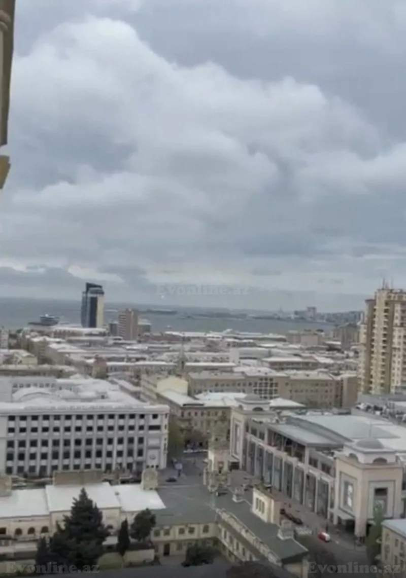 Satılır 3 otaqlı Mənzil Yeni tikili 139 m² 28 May m. - şəkil 4