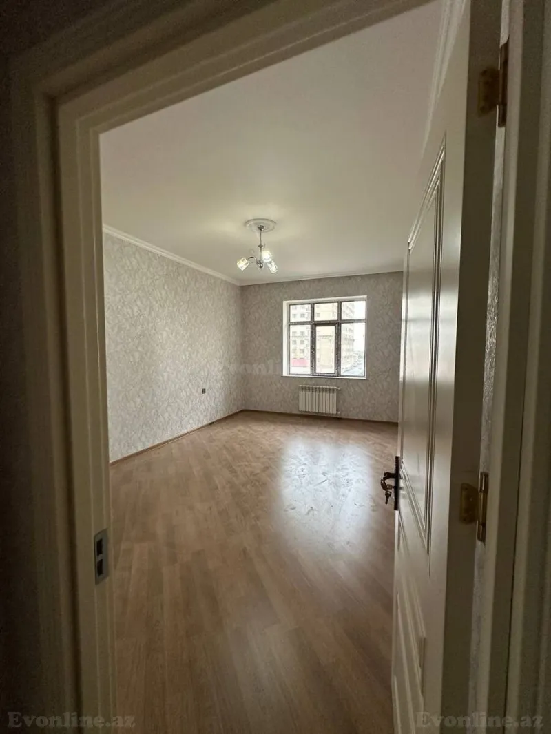 Satılır 3 otaqlı Mənzil Yeni tikili 120 m² Səbail r. - şəkil 10