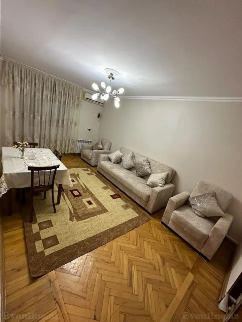 2 otaqlı Mənzil 65 m² 28 May m. Kirayə verilir