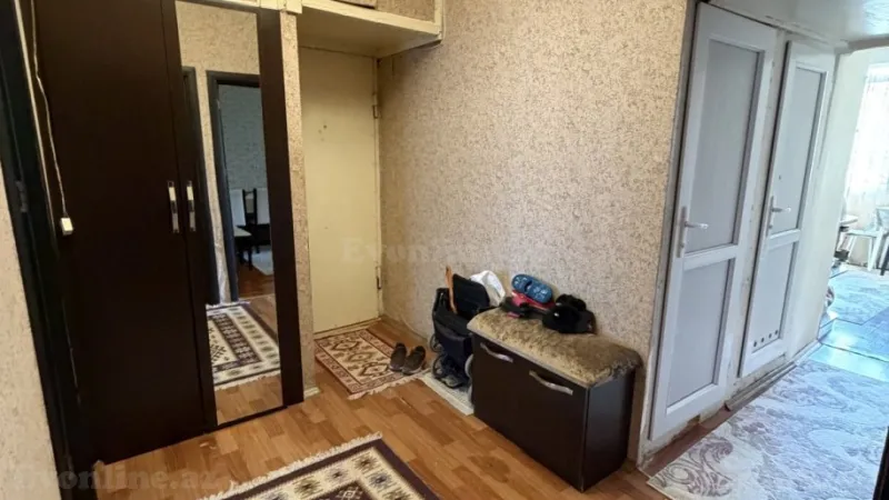 Satılır 3 otaqlı Mənzil Köhnə tikili 65 m² Xalqlar Dostluğu m. - şəkil 2