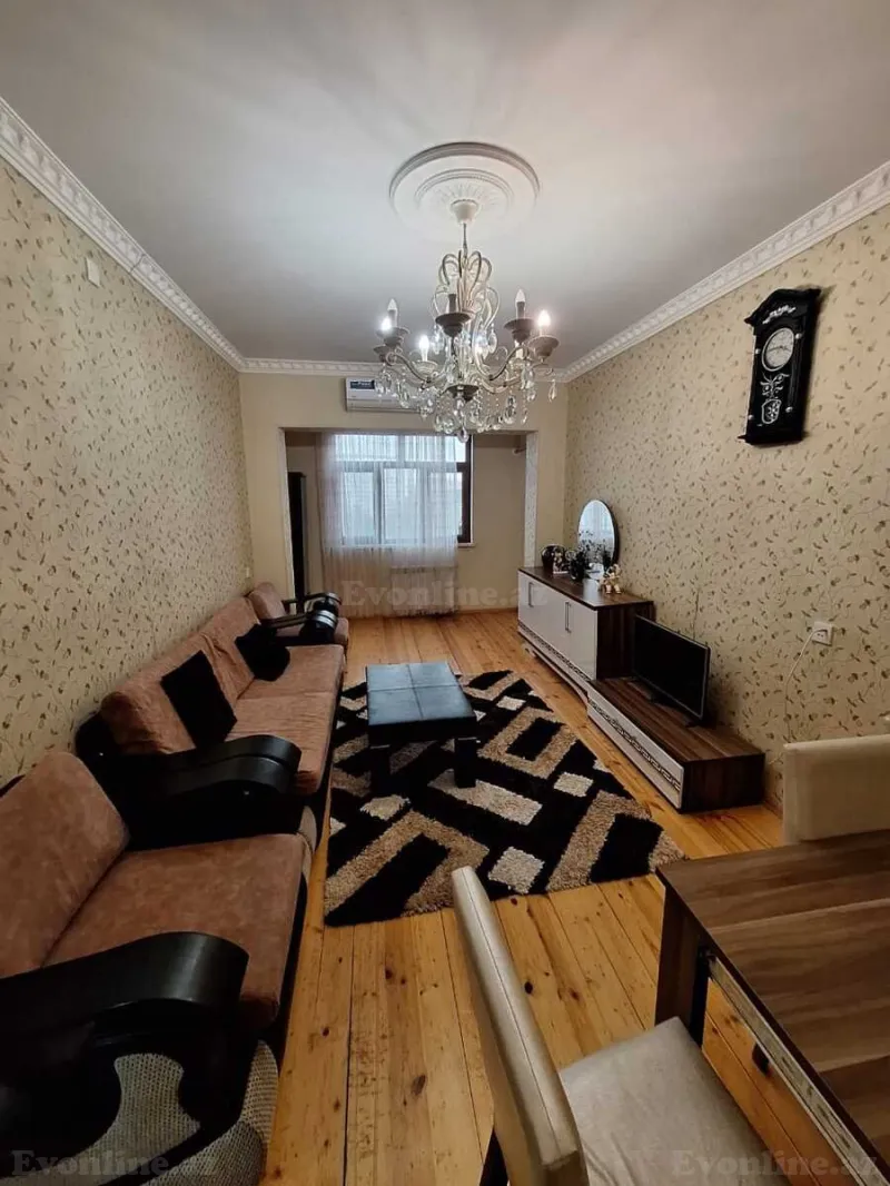2 otaqlı Mənzil 70 m² Gənclik m. Satılır