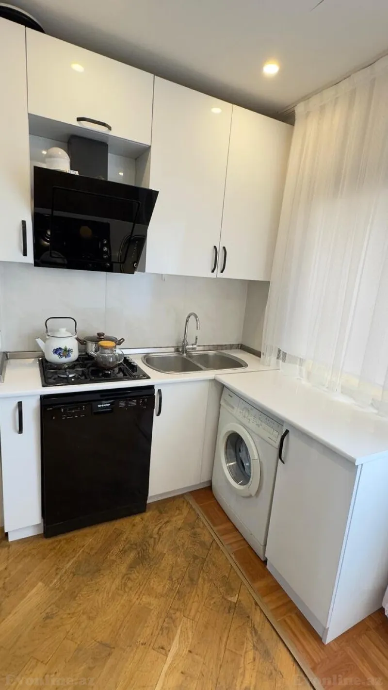 Satılır 2 otaqlı Mənzil Köhnə tikili 40 m² Nərimanov r. - şəkil 7