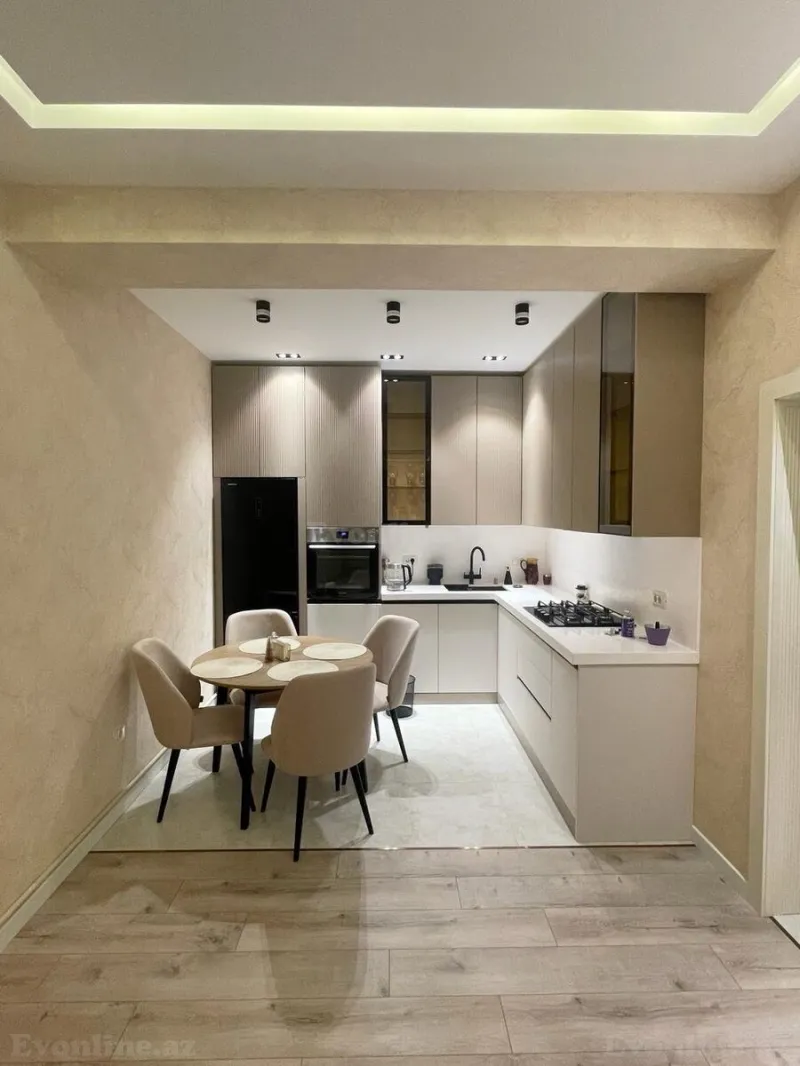 Kirayə verilir 2 otaqlı Mənzil Yeni tikili 80 m² Nərimanov r. - şəkil 3