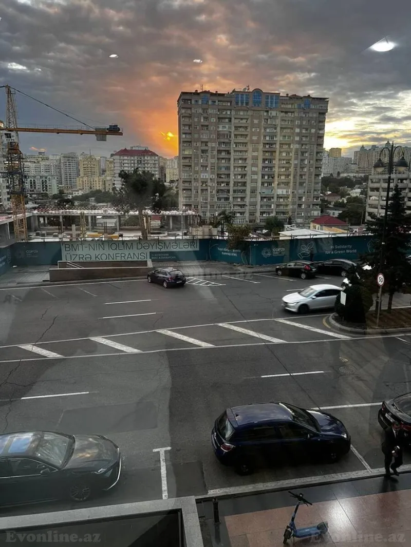 Satılır Ofis 137 m² 28 May m. - şəkil 18