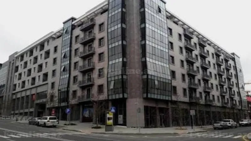 Kirayə verilir 4 otaqlı Mənzil Yeni tikili 205 m² Xətai r.