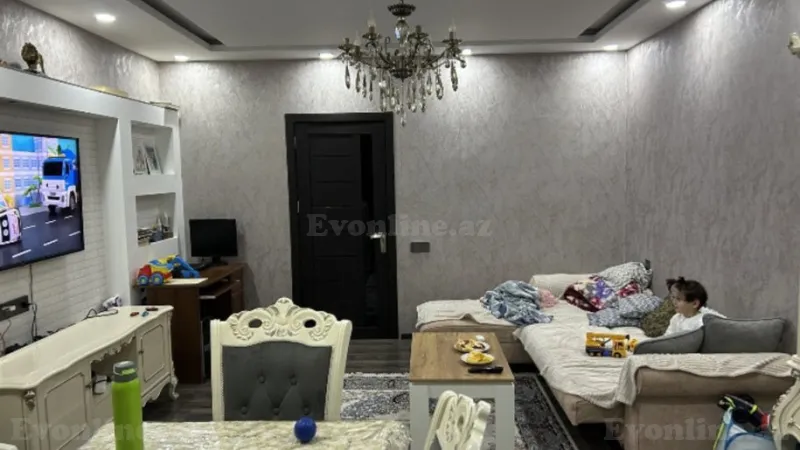 2 otaqlı Mənzil 65 m² 8-ci mikrorayon Satılır