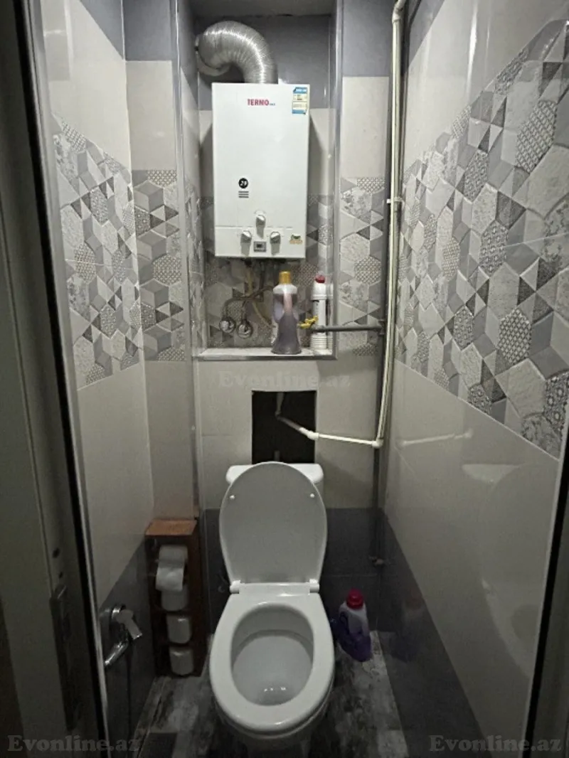 Satılır 2 otaqlı Mənzil Köhnə tikili 65 m² 8-ci mikrorayon - şəkil 9