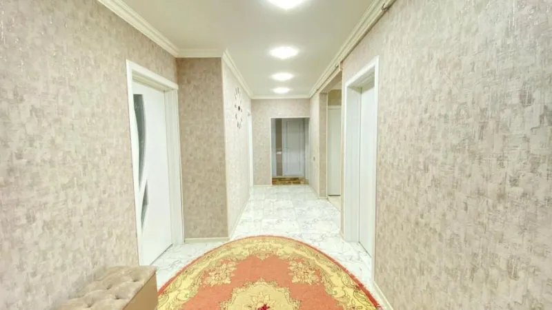 Satılır 5 otaqlı Mənzil Köhnə tikili 100 m² Qara Qarayev m. - şəkil 15