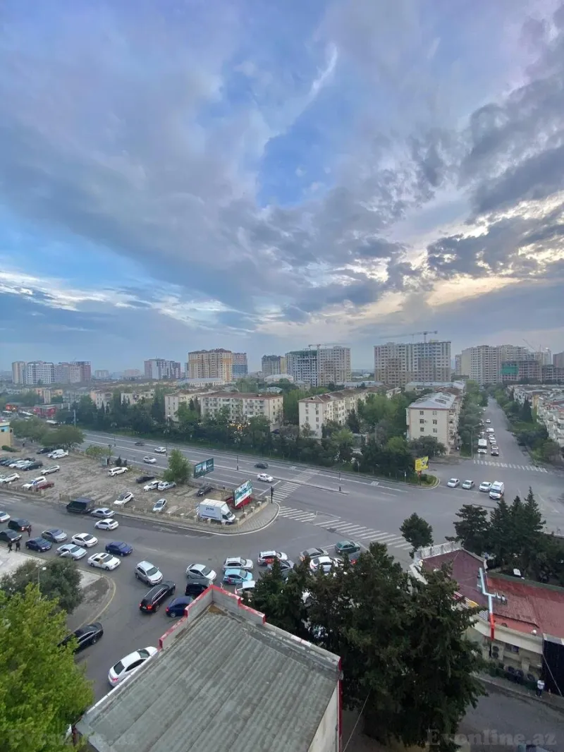 Satılır 5 otaqlı Mənzil Köhnə tikili 100 m² Qara Qarayev m. - şəkil 16