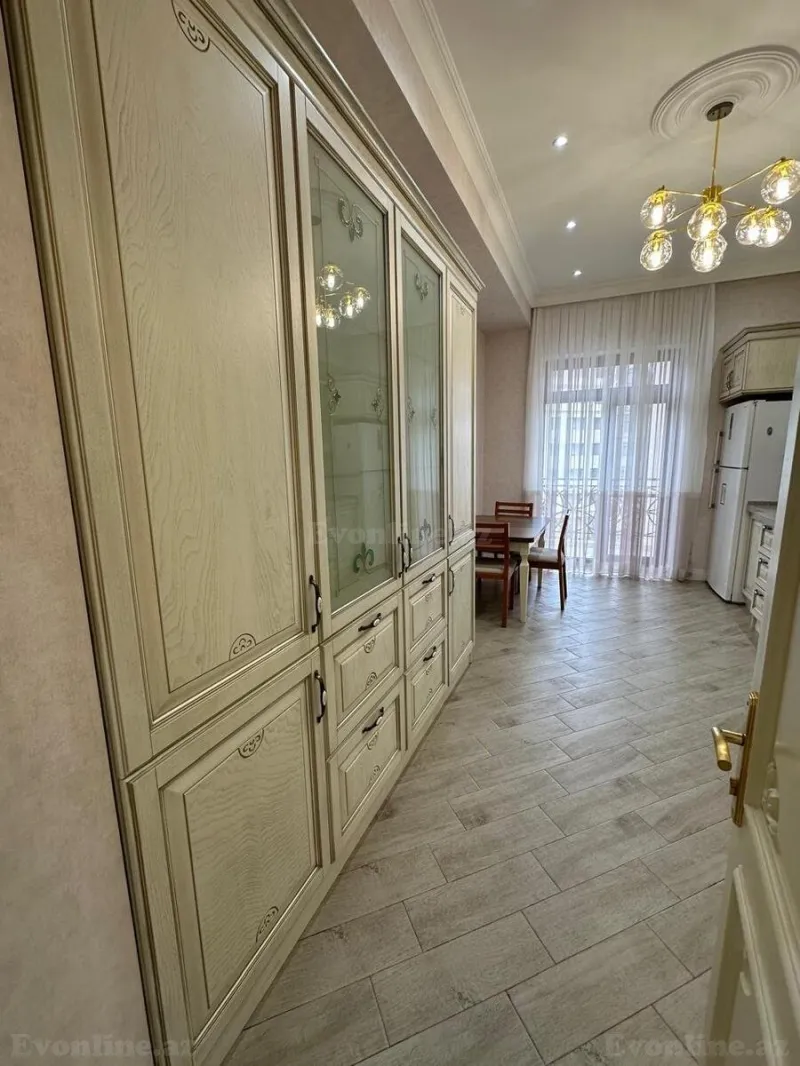 Kirayə verilir 3 otaqlı Mənzil Yeni tikili 140 m² Xətai r. - şəkil 15