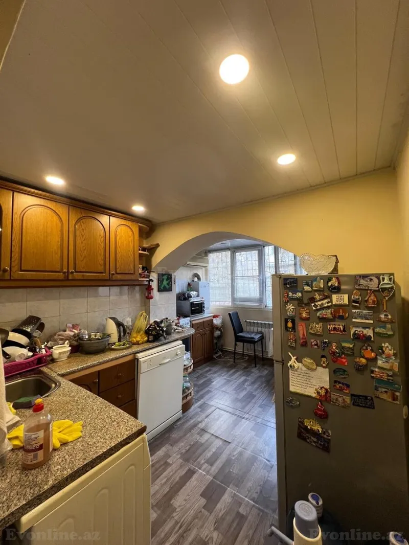 Satılır 3 otaqlı Mənzil Köhnə tikili 65 m² Elmlər Akademiyası m. - şəkil 2