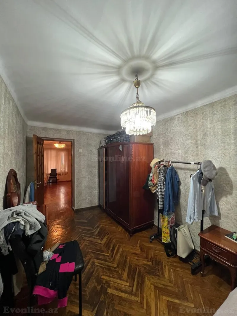 Satılır 3 otaqlı Mənzil Köhnə tikili 65 m² Elmlər Akademiyası m. - şəkil 8