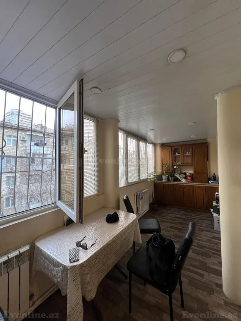 Satılır 3 otaqlı Mənzil Köhnə tikili 65 m² Elmlər Akademiyası m. - şəkil 11