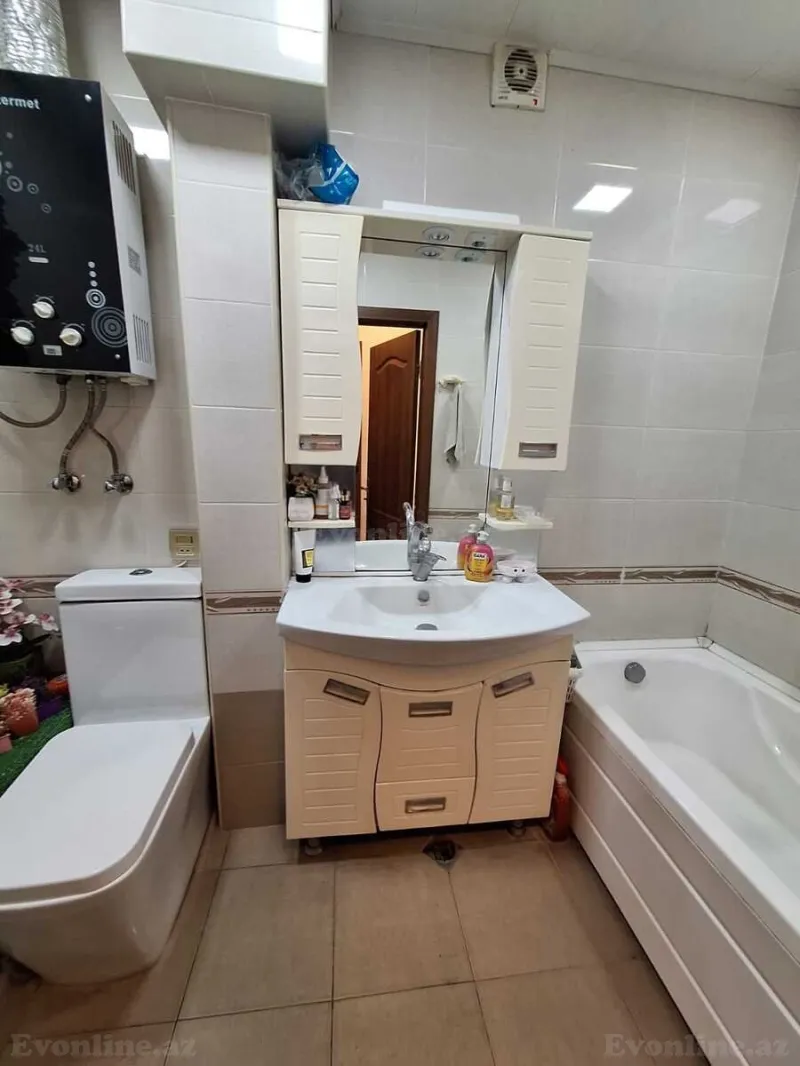 Satılır 3 otaqlı Mənzil Köhnə tikili 75 m² Nizami m. - şəkil 10