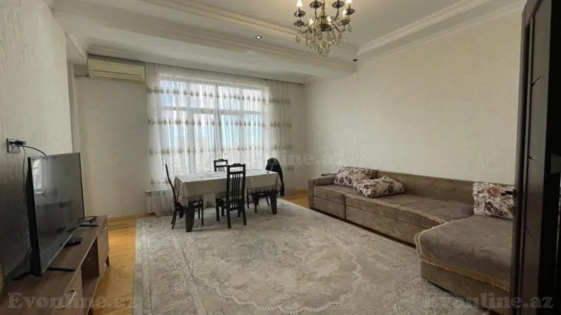 3 otaqlı Mənzil 110 m² Qara Qarayev m. Satılır