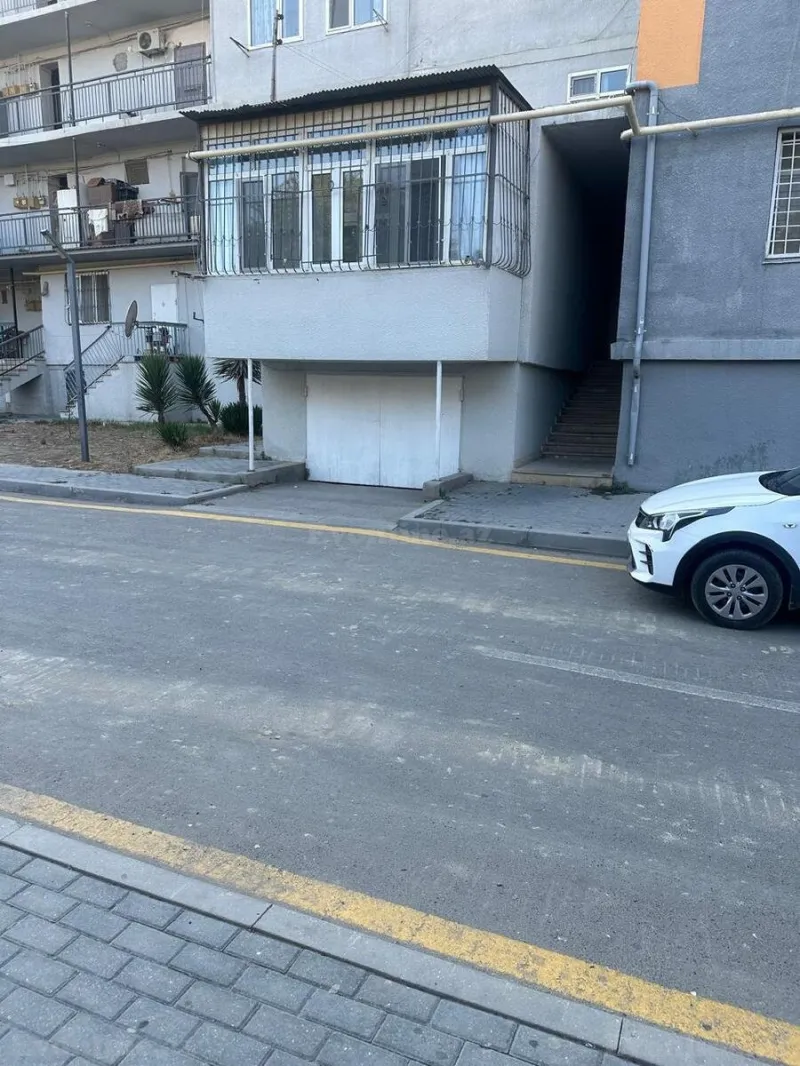 Satılır 2 otaqlı Mənzil Köhnə tikili 65 m² Badamdar - şəkil 13