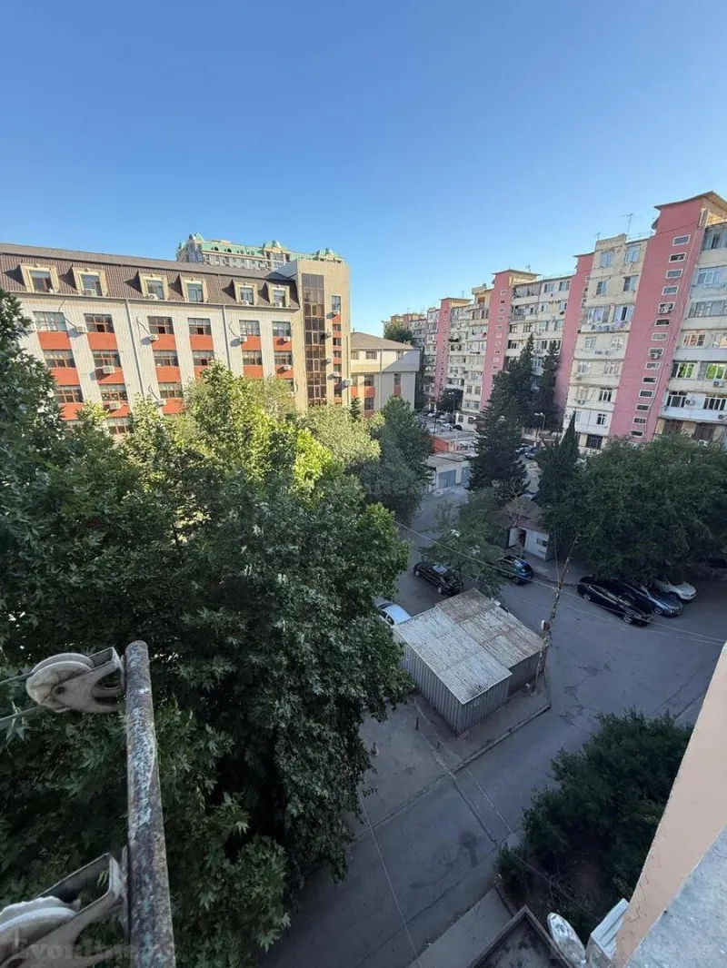 Satılır 4 otaqlı Mənzil Köhnə tikili 105 m² 8-ci mikrorayon - şəkil 4