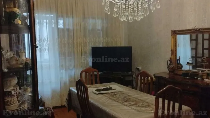 Satılır 2 otaqlı Mənzil Köhnə tikili 65 m² 8-ci mikrorayon - şəkil 7