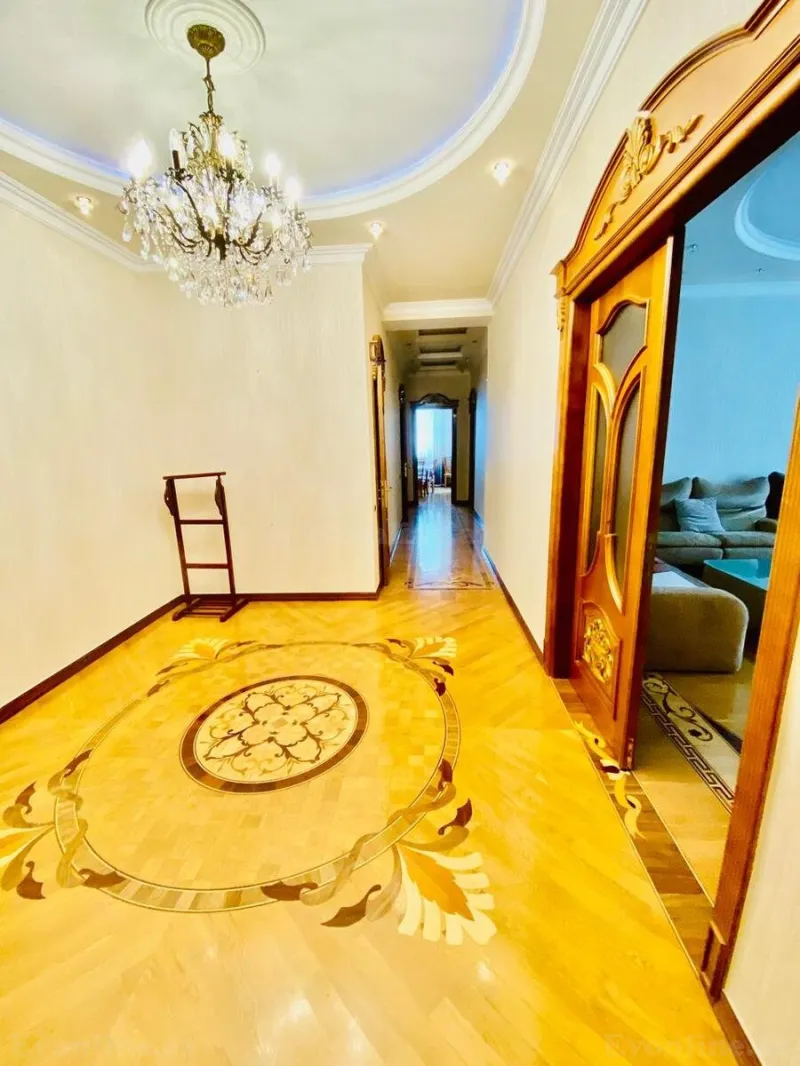 Kirayə verilir 3 otaqlı Mənzil Yeni tikili 150 m² Nəriman Nərimanov m. - şəkil 16