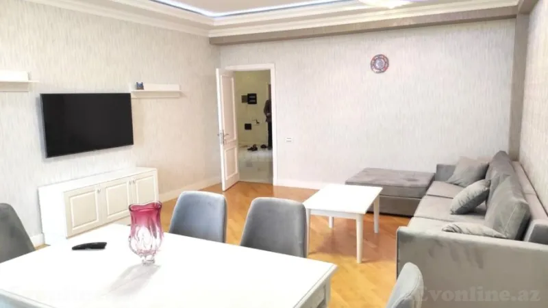 2 otaqlı Mənzil 110 m² Badamdar Kirayə verilir