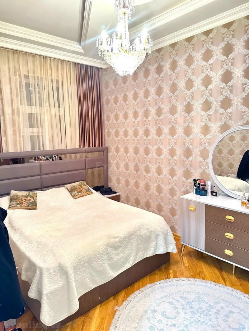 3 otaqlı Mənzil 75 m² Elmlər Akademiyası m. Satılır