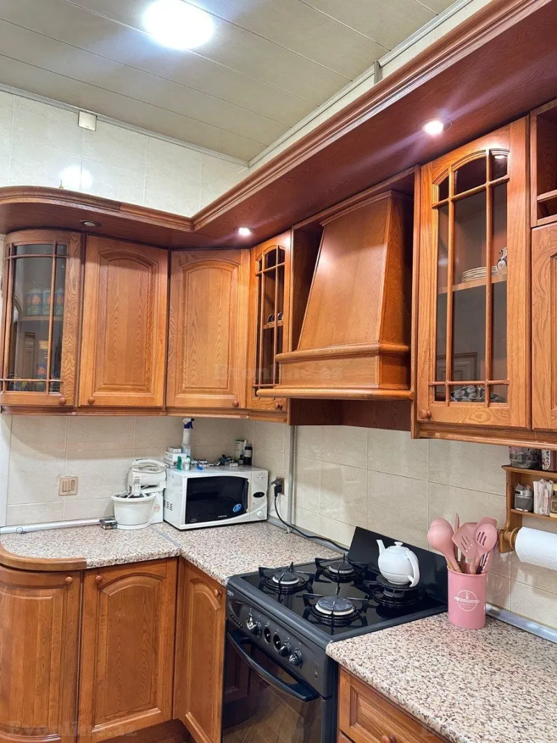 Satılır 3 otaqlı Mənzil Köhnə tikili 75 m² Elmlər Akademiyası m. - şəkil 6