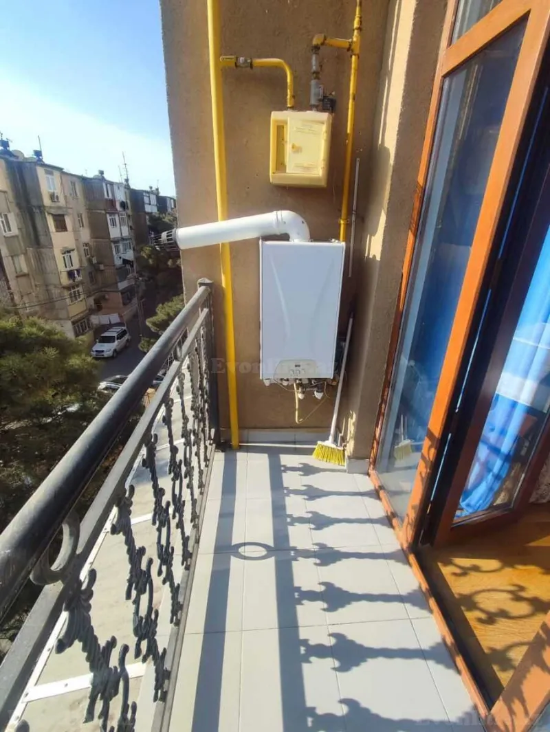 Kirayə verilir 2 otaqlı Mənzil Yeni tikili 45 m² Neftçilər m. - şəkil 4