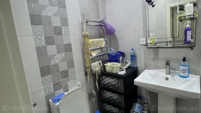 Satılır 1 otaqlı Mənzil Yeni tikili 40 m² 8 Noyabr m. - şəkil 14