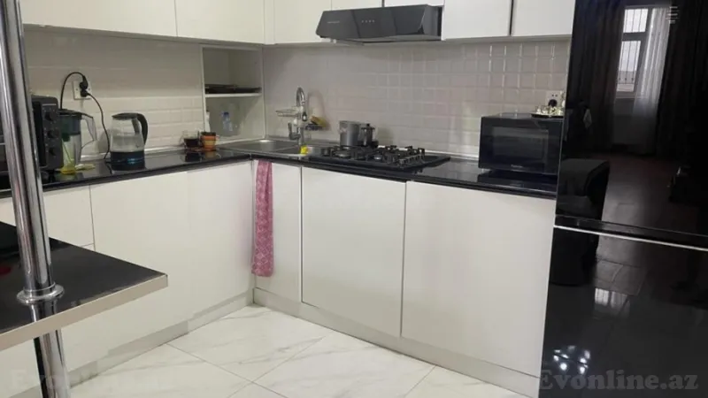 Satılır 2 otaqlı Mənzil Yeni tikili 65 m² Memar Əcəmi m. - şəkil 13