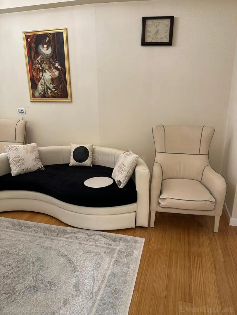 Kirayə verilir 2 otaqlı Mənzil Yeni tikili 70 m² Gəncə