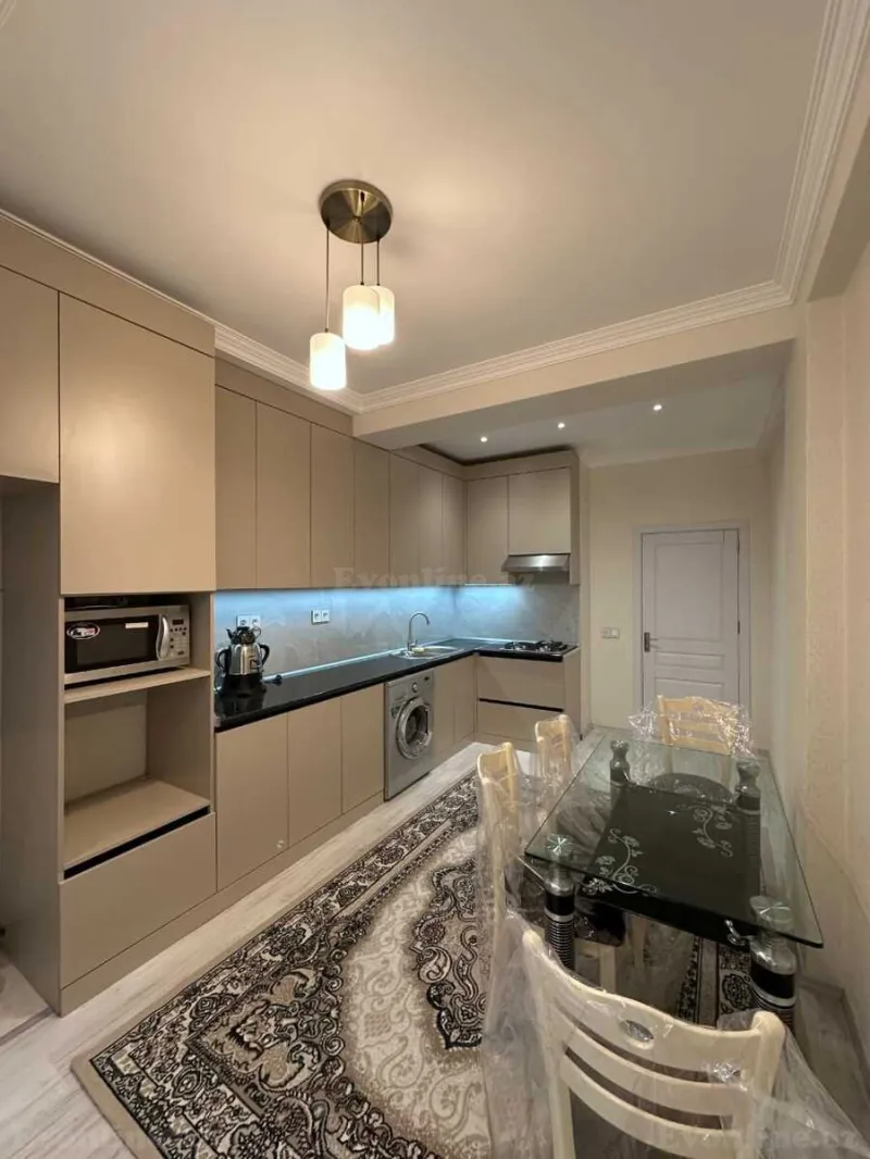 Kirayə verilir 3 otaqlı Mənzil Yeni tikili 130 m² Yeni Yasamal - şəkil 6