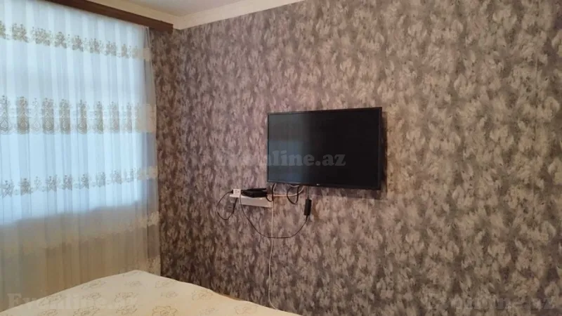 Satılır 4 otaqlı Mənzil Köhnə tikili 110 m² Xırdalan - şəkil 3