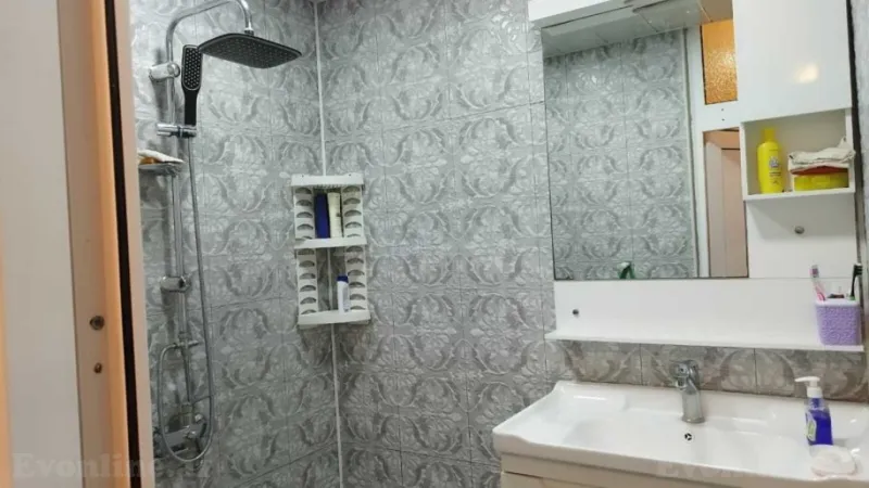 Satılır 4 otaqlı Mənzil Köhnə tikili 110 m² Xırdalan - şəkil 12