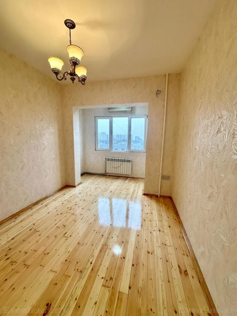 2 otaqlı Mənzil 45 m² 8-ci mikrorayon Satılır