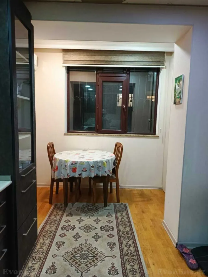 Satılır 3 otaqlı Mənzil Köhnə tikili 110 m² Yasamal - şəkil 7